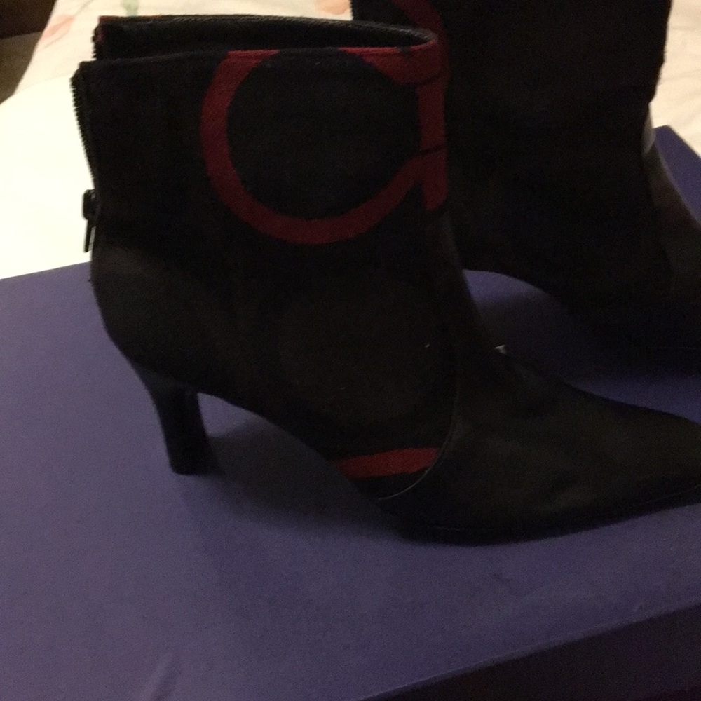 Ankle boots- size 8AA